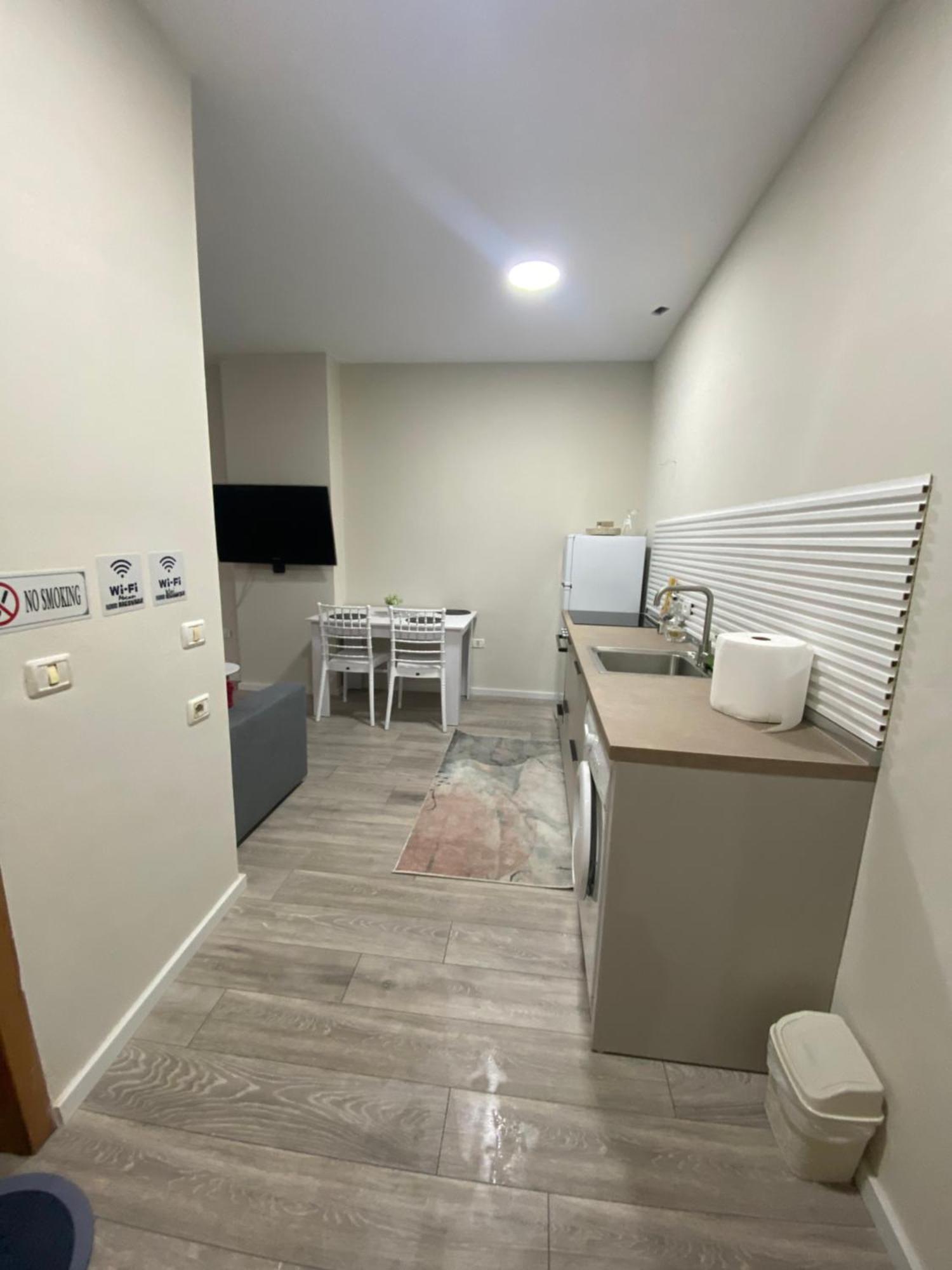 Chlo Apartment 5 Tirane Ngoại thất bức ảnh