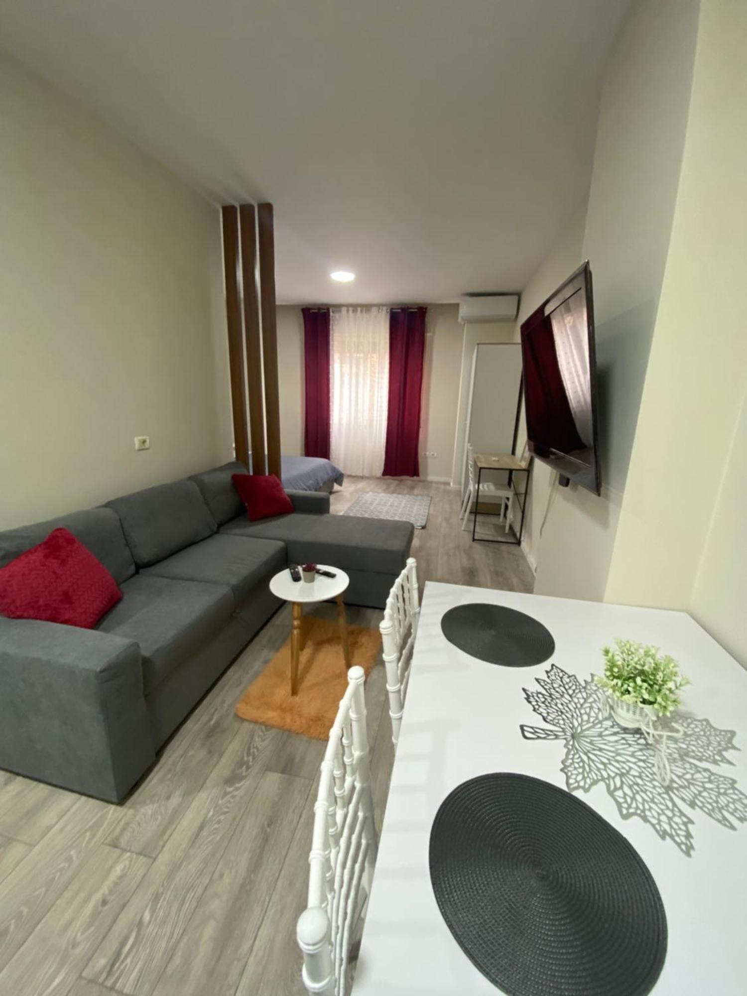 Chlo Apartment 5 Tirane Ngoại thất bức ảnh